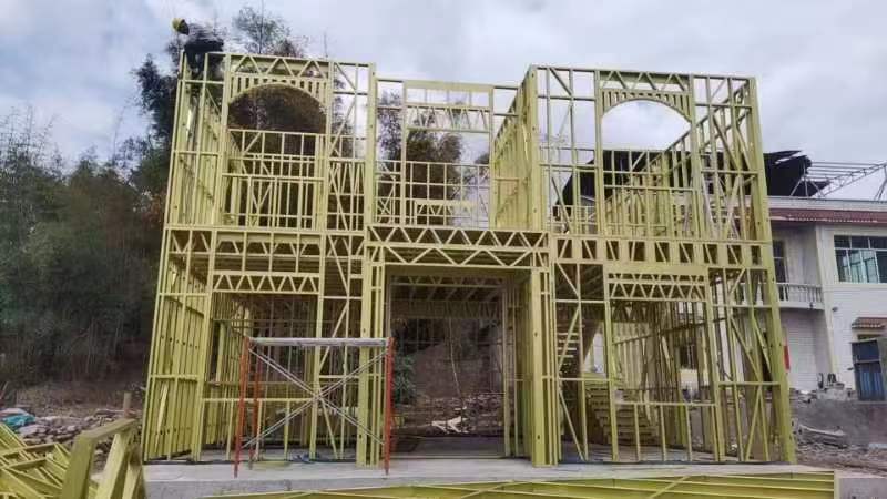 泸州市龙马潭区石洞镇鱼眼滩张府轻钢别墅